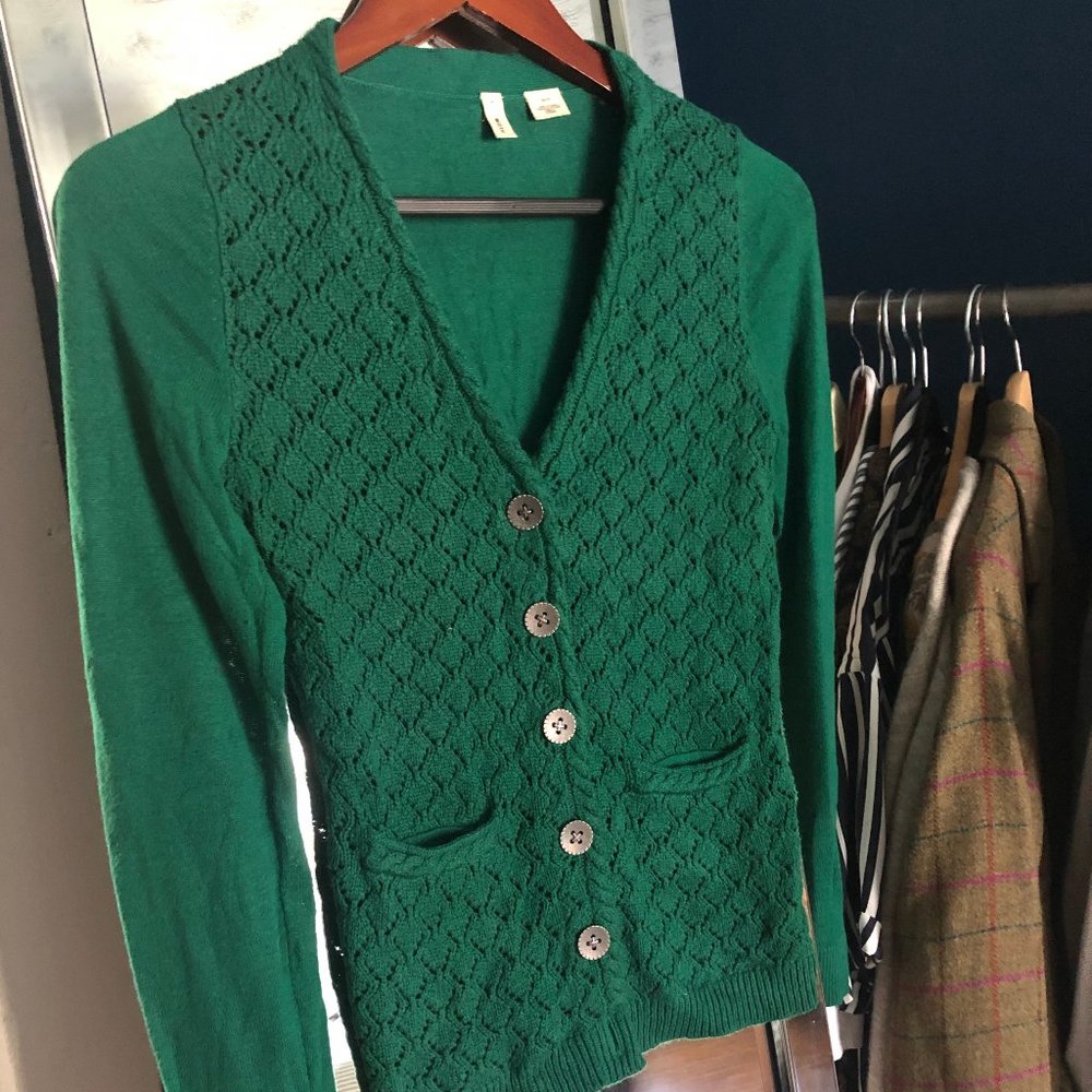 Rich Green Knit Sweater with Vintage Button Detail